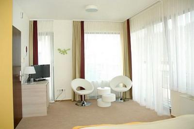 Design hotelszoba Budapest centrumában - Hotel Broadway közel a Nyugati pályaudvarhoz és a Nagykörúthoz - Hotel Broadway Budapest - apartman hotel Broadway Budapest belvárosában akciós áron