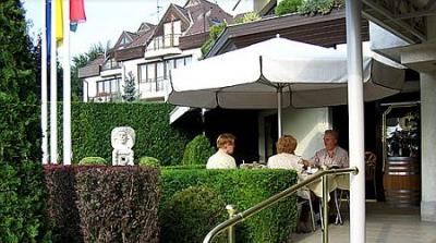 Hotel Molnár szálloda terasza Budán - akciós budapesti szálloda - Hotel Molnár - Budapesti szép és olcsó Hotel Molnár a XII. kerületben, Budán