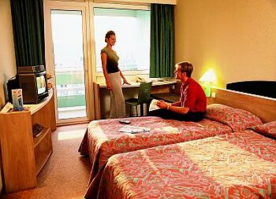 Kétágyas szoba az Ibis Hotel Váci út Budapest - 3 csillagos szálloda a belvárosban - Ibis Budapest Váci út - Ibis hotel közel a Nyugatihoz akciós áron