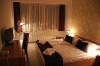 Canada Hotel Budapest - Romantikus 3 csillagos szállodai szoba elérhető áron