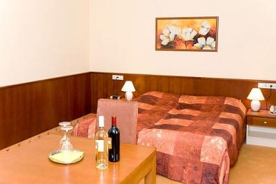 Kétágyas szoba az új City Hotel Budapest szállodában - City Hotel*** Budapest - Apartmanhotel a centrumban Budapesten akciós áron