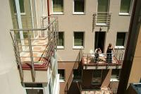 Six Inn Hotel Budapest centrumában, erkélyes olcsó szállás Budapesten