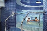 Hotel Novotel**** Budapest Centrum jacuzzija Budapest centrumában